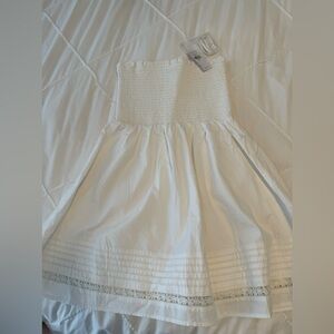 White strapless dress
